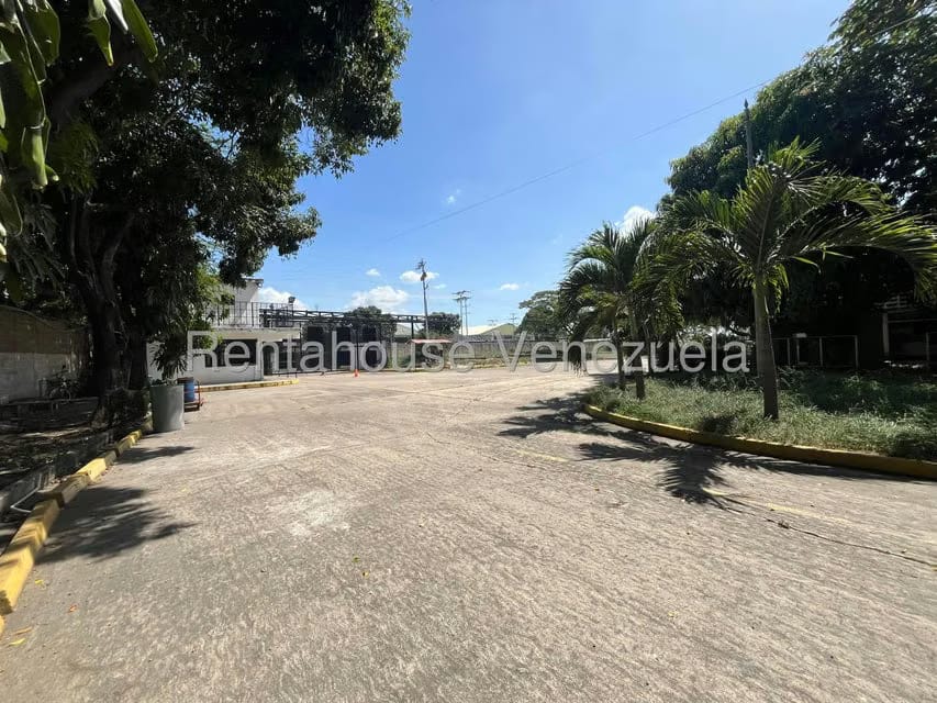 Comercial (Local Comercial) en Alquiler en Zona Industrial San Vicente, Aragua - 2