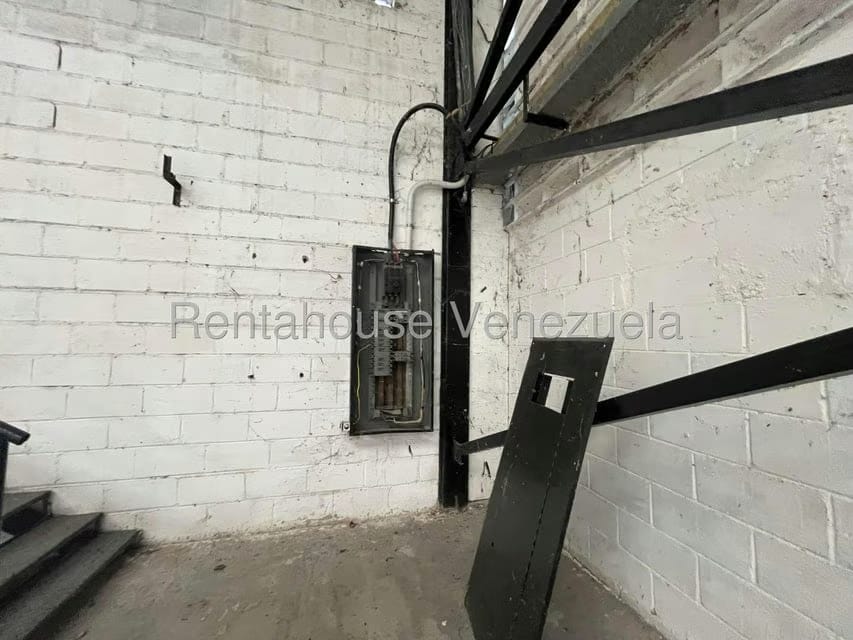 Comercial (Local Comercial) en Alquiler en Zona Industrial San Vicente, Aragua - 13