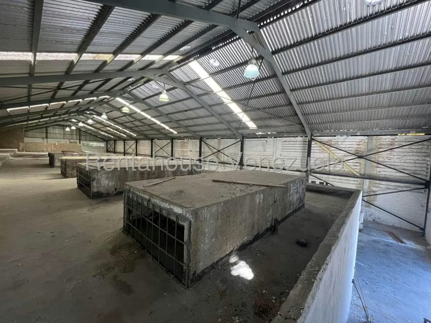 Comercial (Local Comercial) en Alquiler en Zona Industrial San Vicente, Aragua - 26