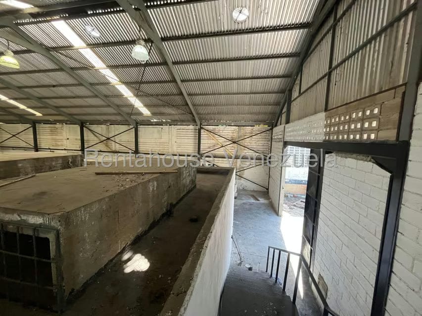 Comercial (Local Comercial) en Alquiler en Zona Industrial San Vicente, Aragua - 27