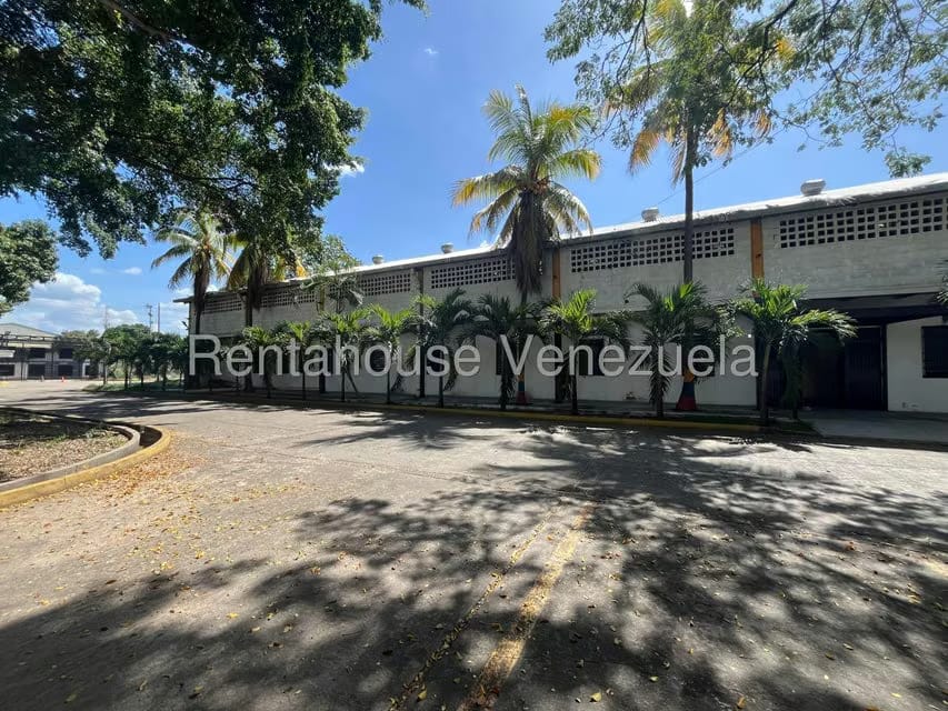 Comercial (Local Comercial) en Alquiler en Zona Industrial San Vicente, Aragua - 4