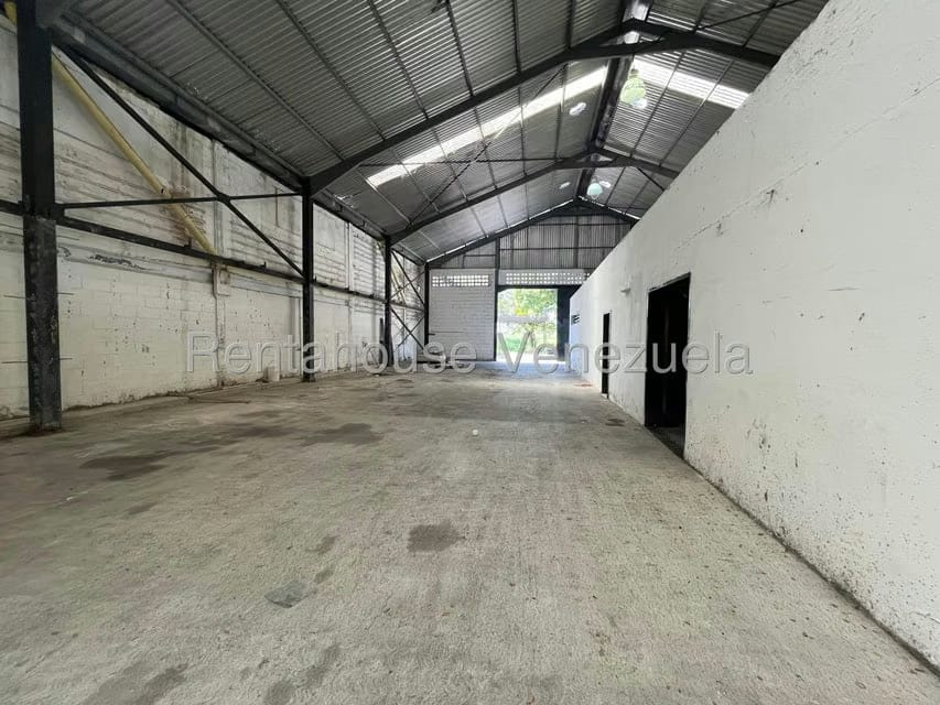 Comercial (Local Comercial) en Alquiler en Zona Industrial San Vicente, Aragua - 6
