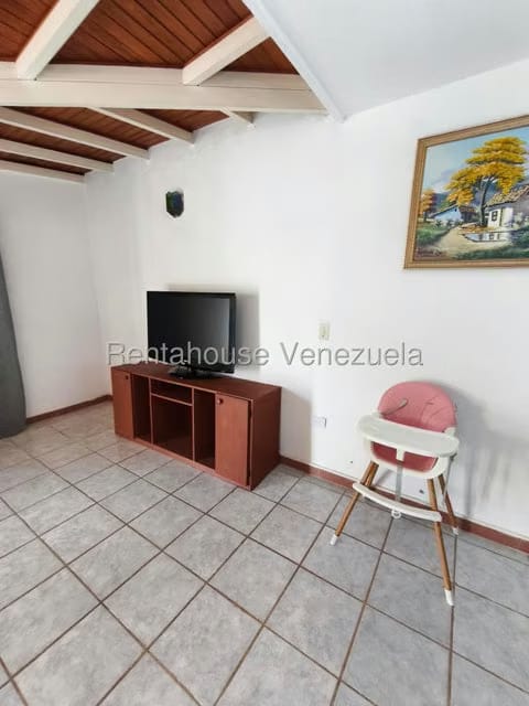 Casa (Duplex) en Venta en Los Tinajeros, Portuguesa - 14