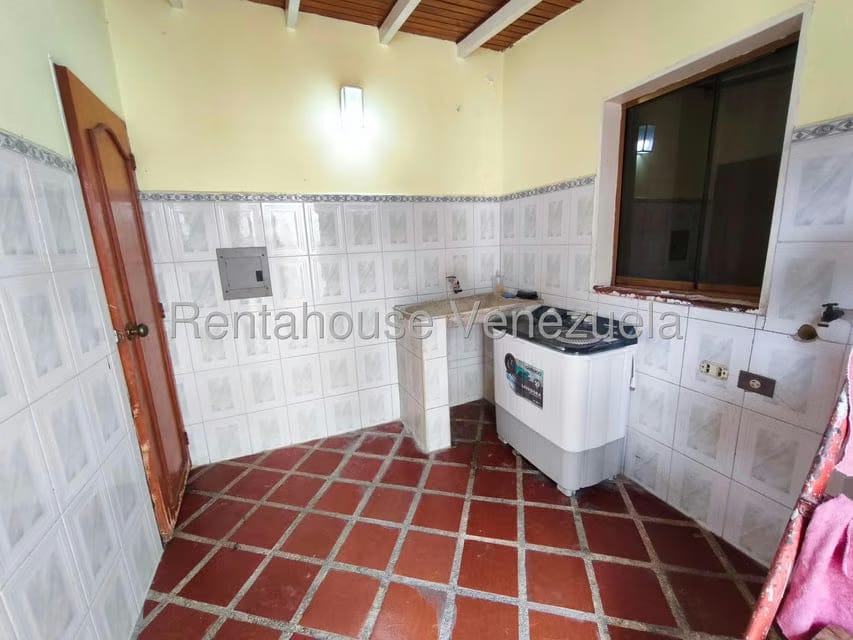 Casa (Duplex) en Venta en Los Tinajeros, Portuguesa - 32