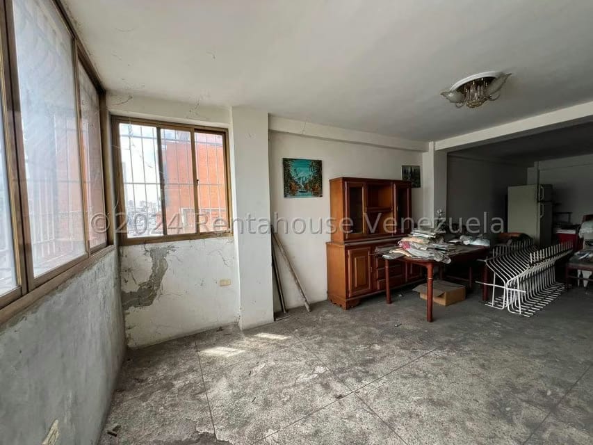 Comercial (Edificio) en Venta en Avenida Páez, Aragua - 21