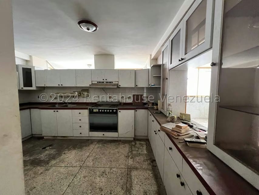 Comercial (Edificio) en Venta en Avenida Páez, Aragua - 26