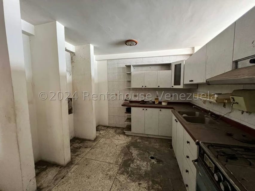 Comercial (Edificio) en Venta en Avenida Páez, Aragua - 27