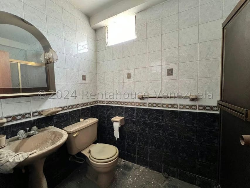 Comercial (Edificio) en Venta en Avenida Páez, Aragua - 38