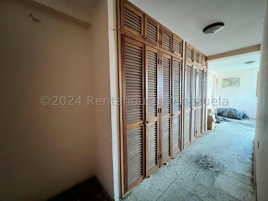 Comercial (Edificio) en Venta en Avenida Páez, Aragua - 41