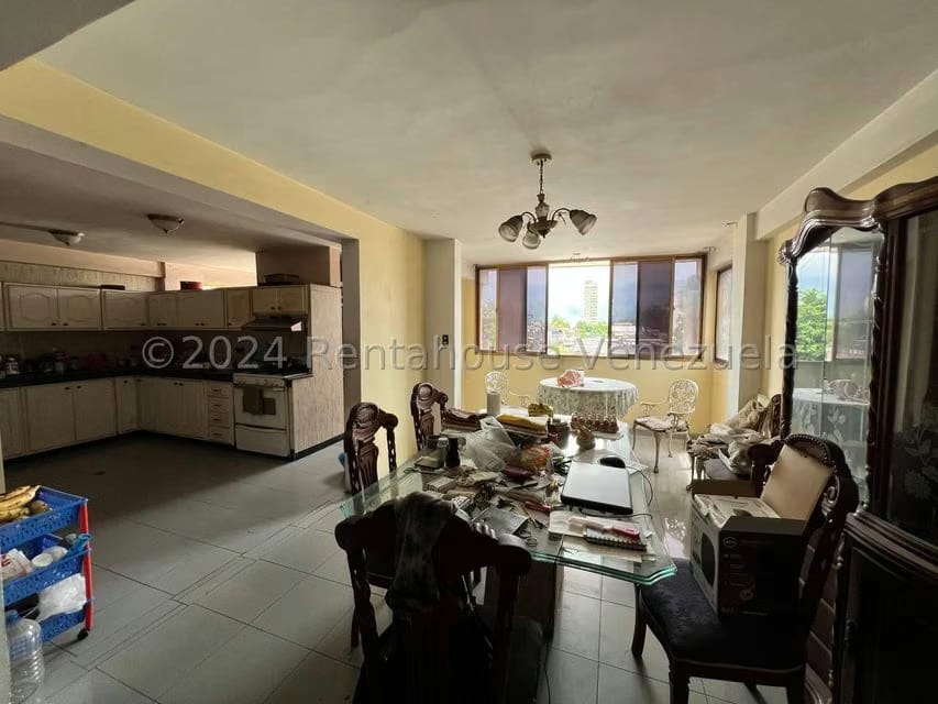 Comercial (Edificio) en Venta en Avenida Páez, Aragua - 53