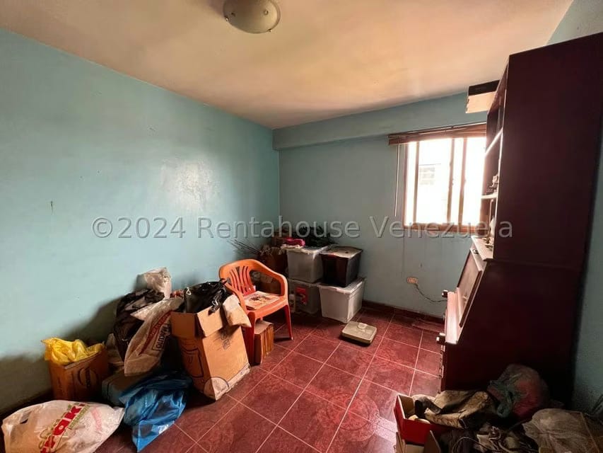 Comercial (Edificio) en Venta en Avenida Páez, Aragua - 64