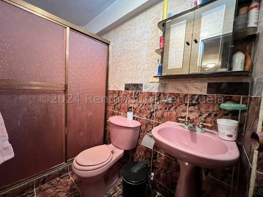 Comercial (Edificio) en Venta en Avenida Páez, Aragua - 72