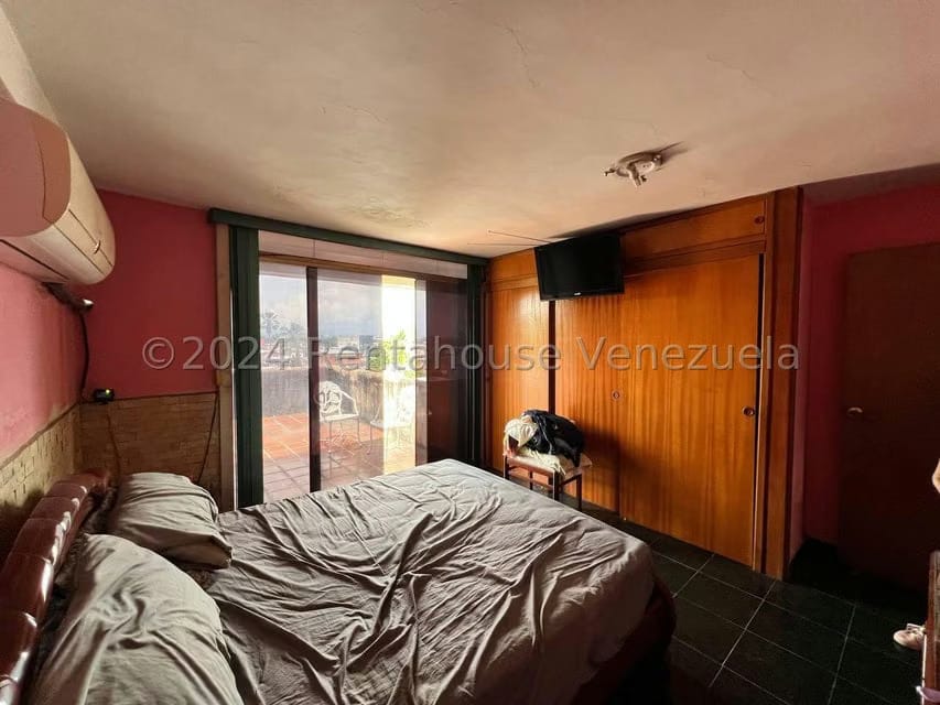 Comercial (Edificio) en Venta en Avenida Páez, Aragua - 94