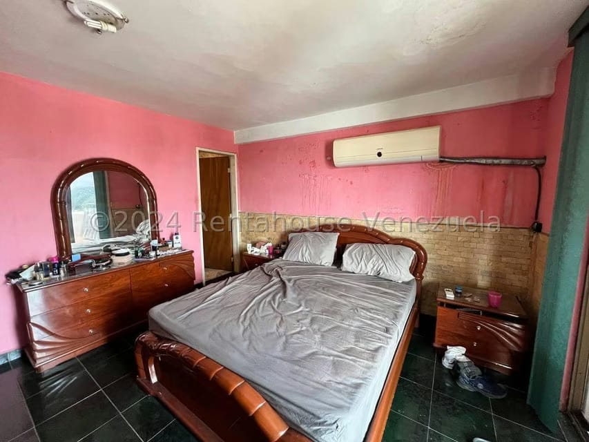 Comercial (Edificio) en Venta en Avenida Páez, Aragua - 99
