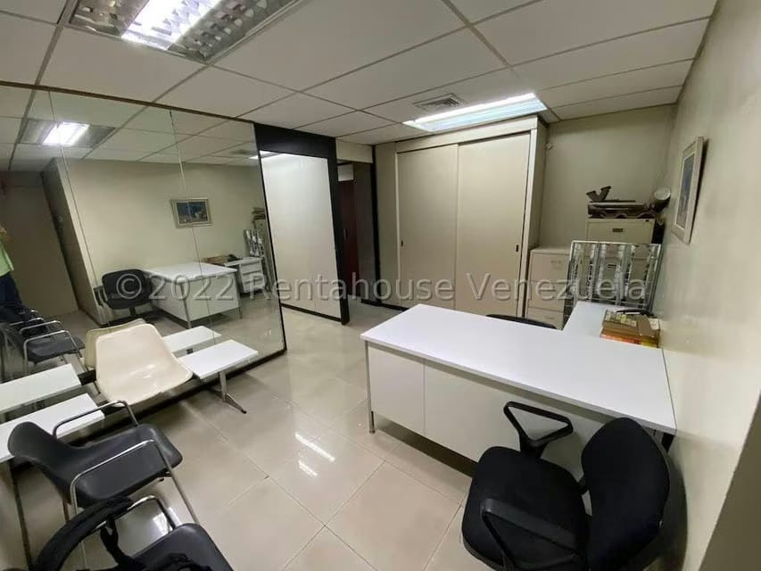 Comercial (Oficina) en Venta en Campo Alegre, Distrito Metropolitano - 2