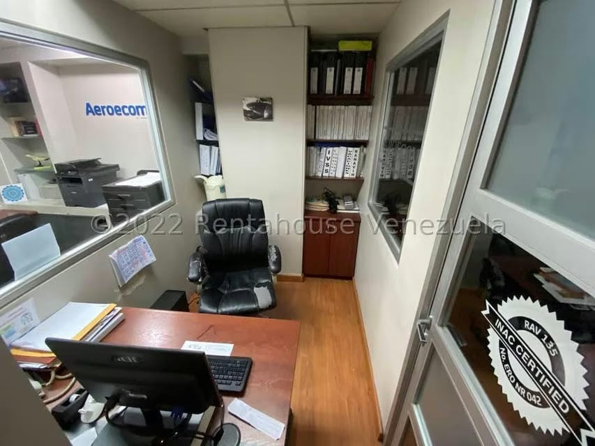 Comercial (Oficina) en Venta en Campo Alegre, Distrito Metropolitano - 13