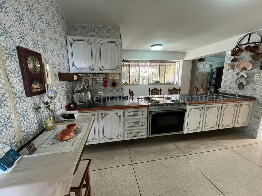Apartamento (1 Nivel) en Venta en Colinas de Bello Monte, Distrito Metropolitano - 26