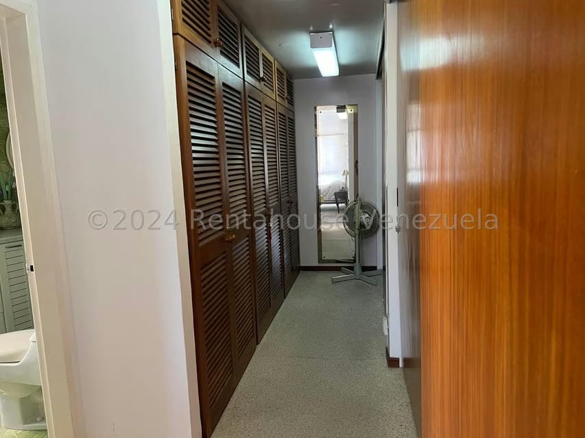 Apartamento (1 Nivel) en Venta en Colinas de Bello Monte, Distrito Metropolitano - 36