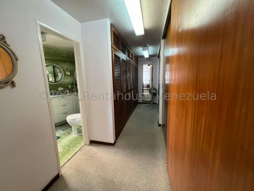Apartamento (1 Nivel) en Venta en Colinas de Bello Monte, Distrito Metropolitano - 37