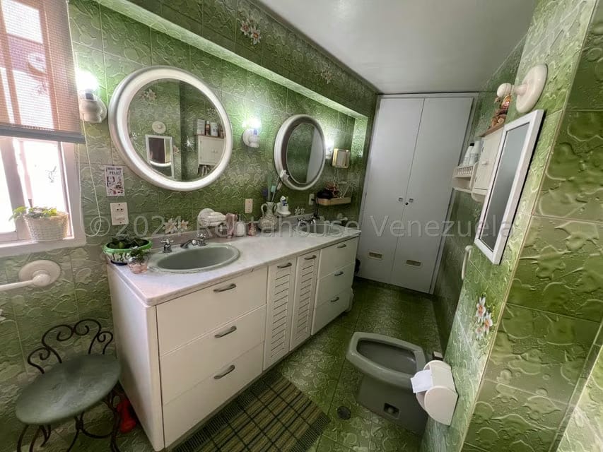 Apartamento (1 Nivel) en Venta en Colinas de Bello Monte, Distrito Metropolitano - 39