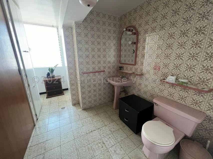 Apartamento (1 Nivel) en Venta en Colinas de Bello Monte, Distrito Metropolitano - 43