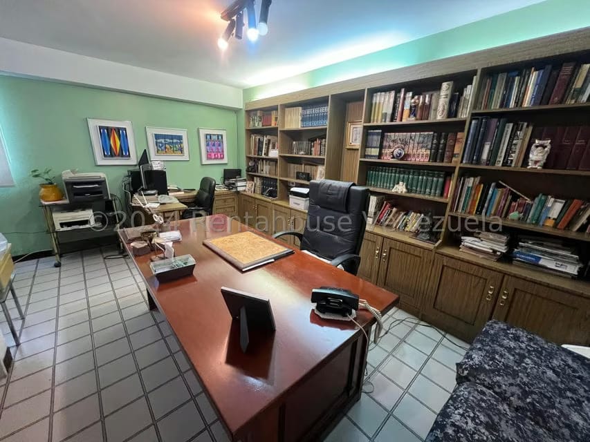Apartamento (1 Nivel) en Venta en Colinas de Bello Monte, Distrito Metropolitano - 45