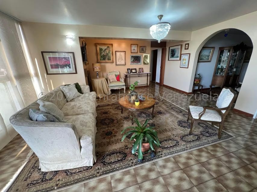 Apartamento (1 Nivel) en Venta en Colinas de Bello Monte, Distrito Metropolitano - 8
