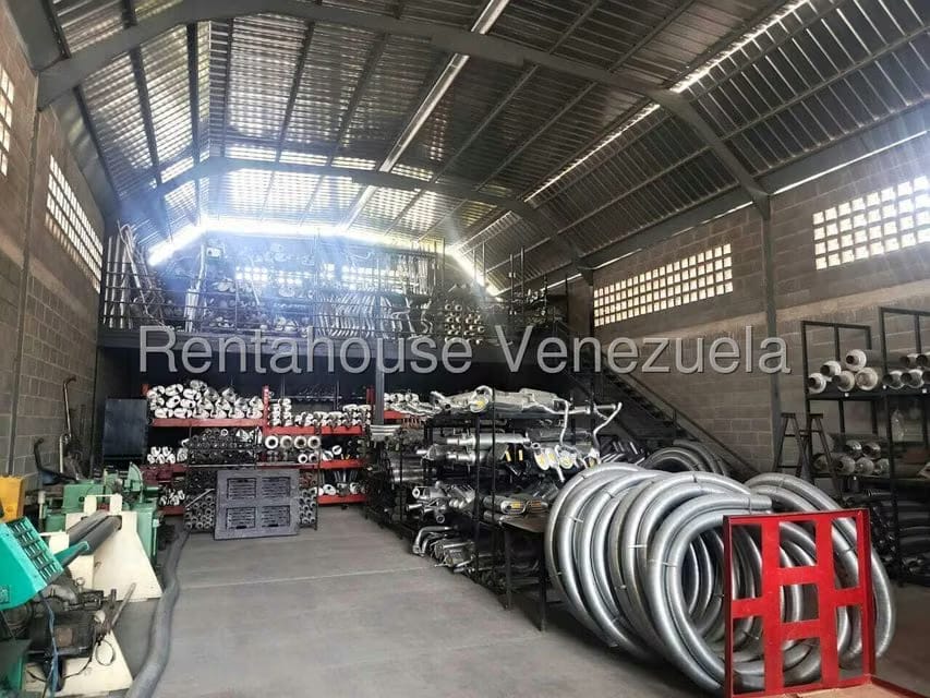 Comercial (Galpon - Deposito) en Venta en Centro, Lara - 3