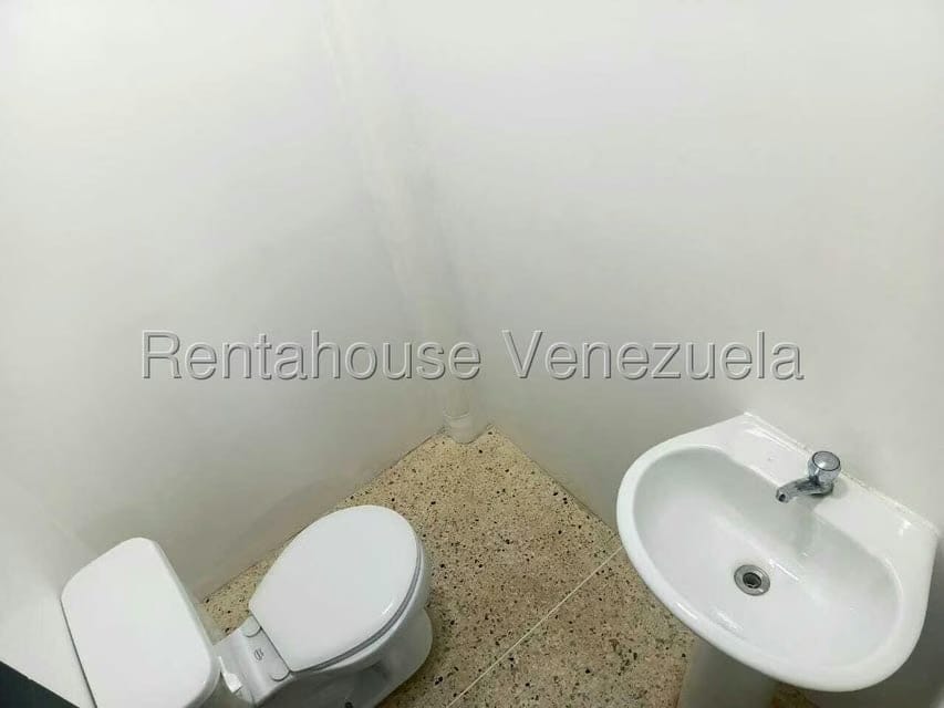 Comercial (Galpon - Deposito) en Venta en Centro, Lara - 26