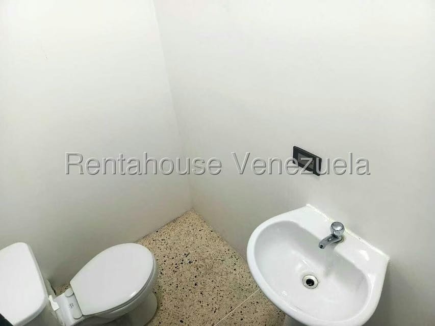 Comercial (Galpon - Deposito) en Venta en Centro, Lara - 34