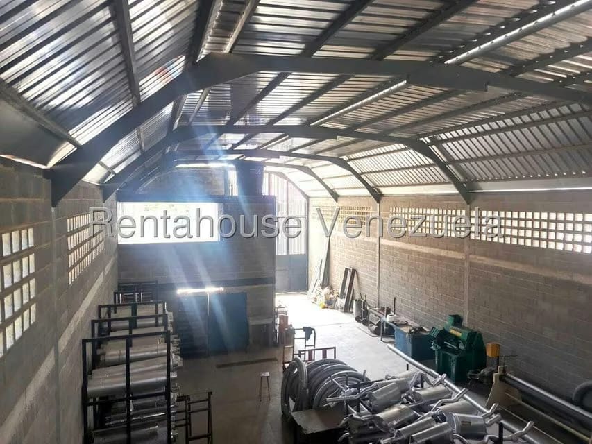 Comercial (Galpon - Deposito) en Venta en Centro, Lara - 6