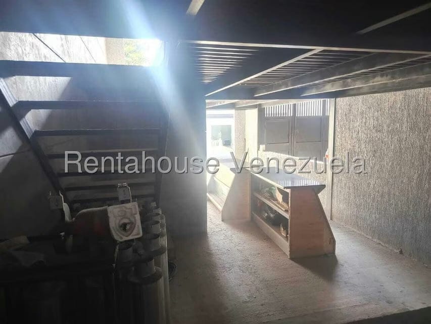 Comercial (Galpon - Deposito) en Venta en Centro, Lara - 9