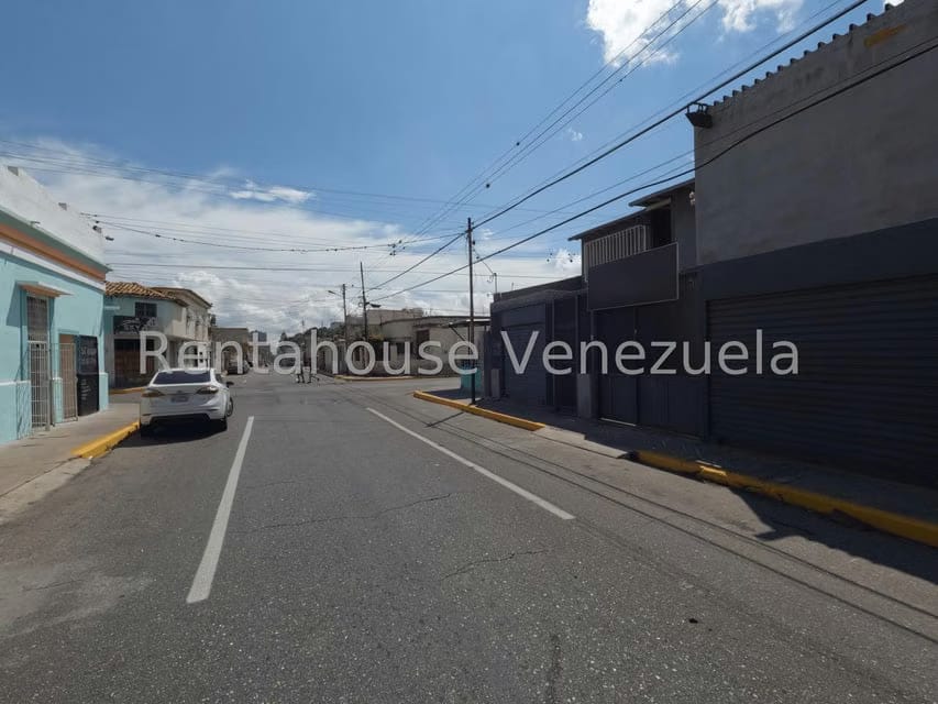 Comercial (Local Comercial) en Venta en Centro, Lara - 33