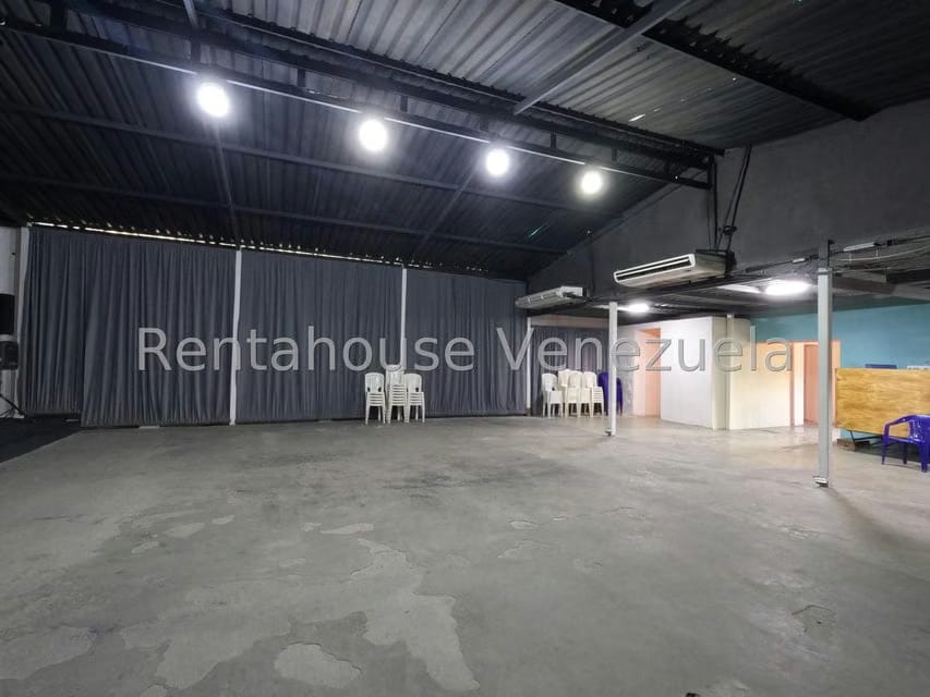 Comercial (Local Comercial) en Venta en Centro, Lara - 10