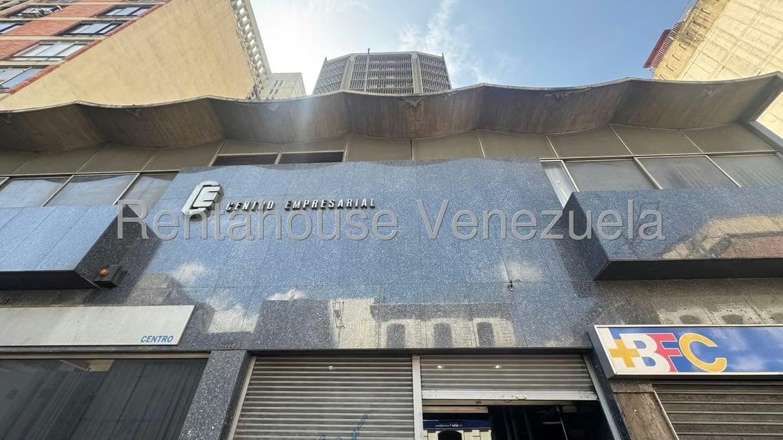 Comercial (Local Comercial) en Venta en Parroquia Catedral, Distrito Metropolitano - 2