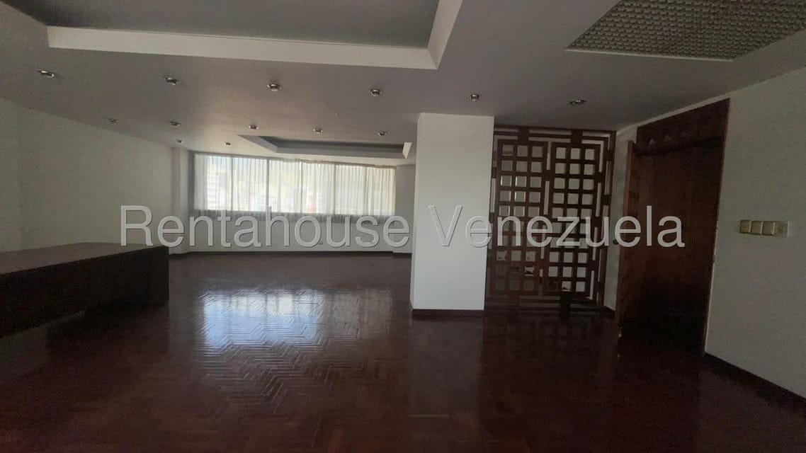 Comercial (Local Comercial) en Venta en Parroquia Catedral, Distrito Metropolitano - 31