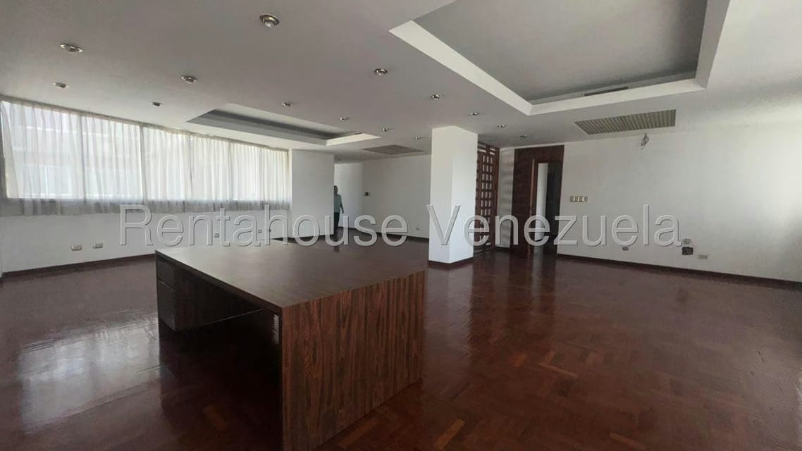 Comercial (Local Comercial) en Venta en Parroquia Catedral, Distrito Metropolitano - 35