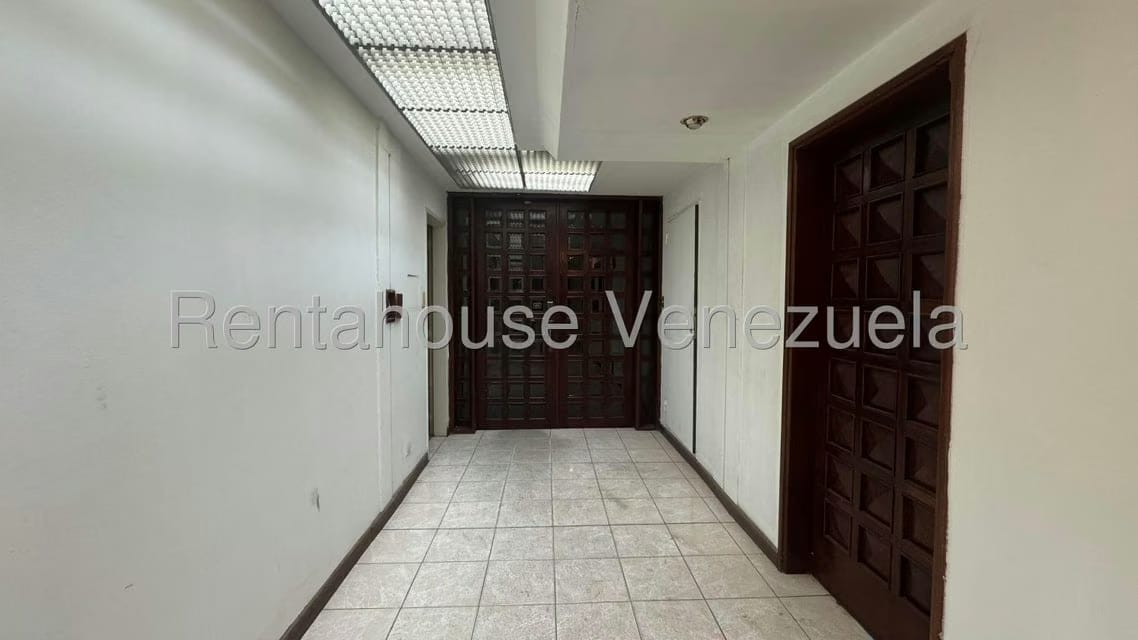 Comercial (Local Comercial) en Venta en Parroquia Catedral, Distrito Metropolitano - 5