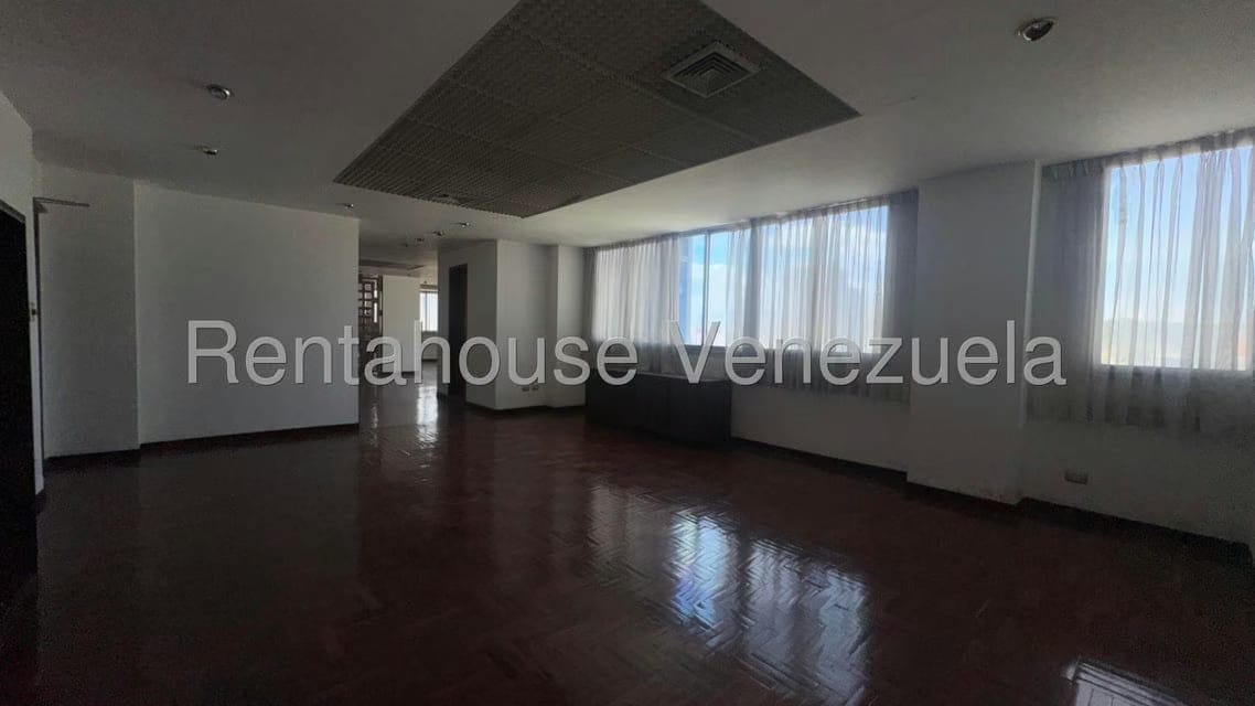 Comercial (Local Comercial) en Venta en Parroquia Catedral, Distrito Metropolitano - 45