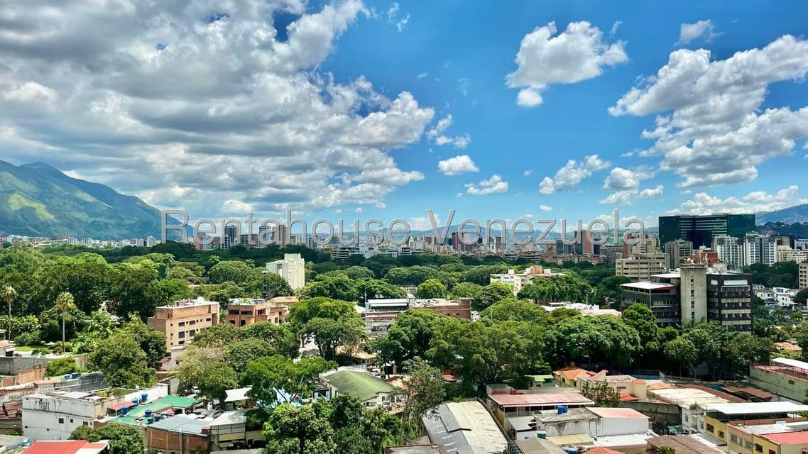Apartamento (1 Nivel) en Venta en La Campiña, Distrito Metropolitano - 16