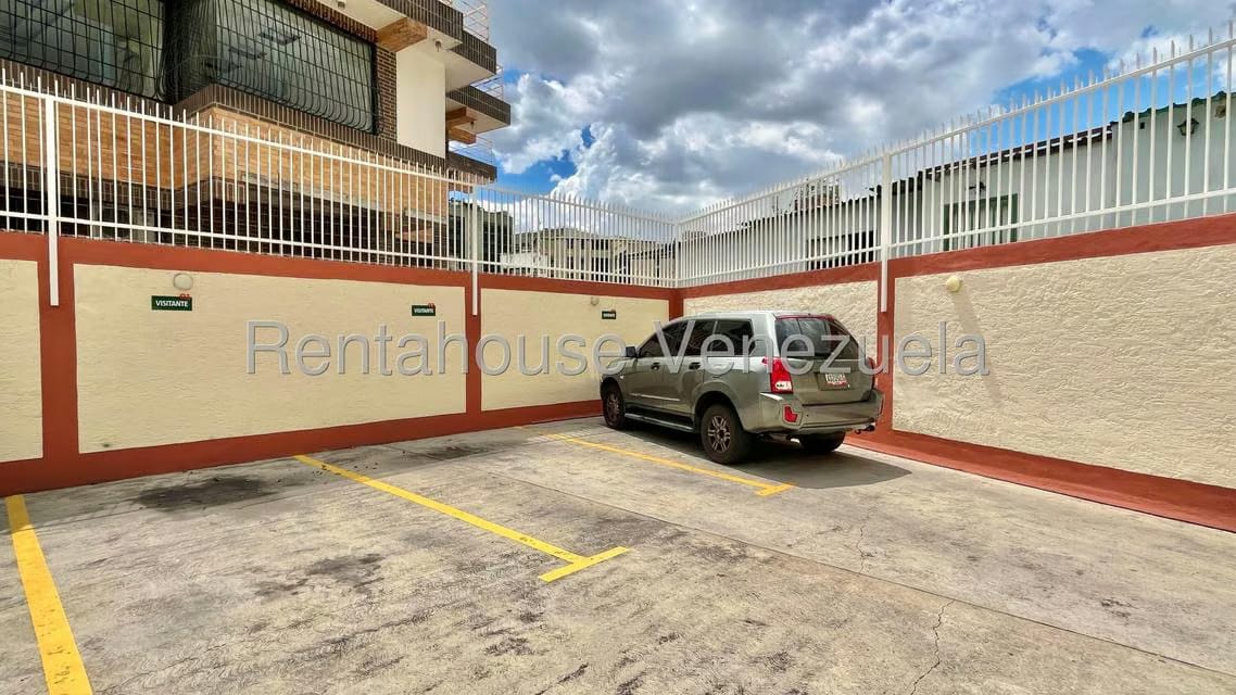 Apartamento (1 Nivel) en Venta en La Campiña, Distrito Metropolitano - 36