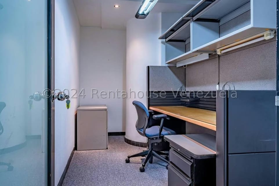 Comercial (Oficina) en Venta en El Rosal, Distrito Metropolitano - 8