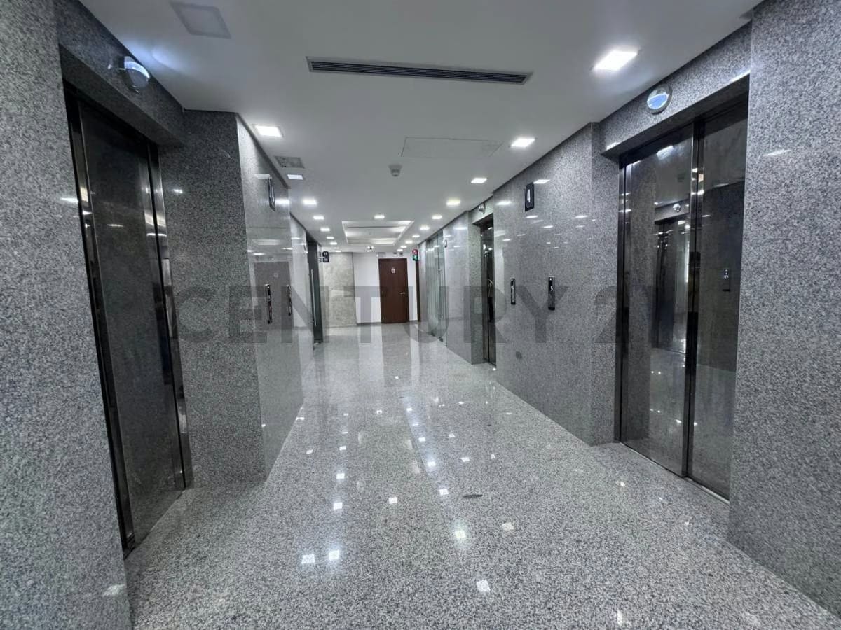 Oportunidad unica en las mercedes, oficina en venta - 7