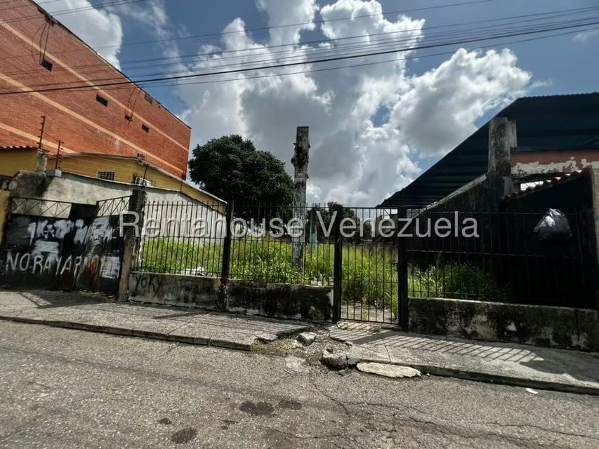 Terreno (Comercial) en Venta en Centro, Portuguesa - 3