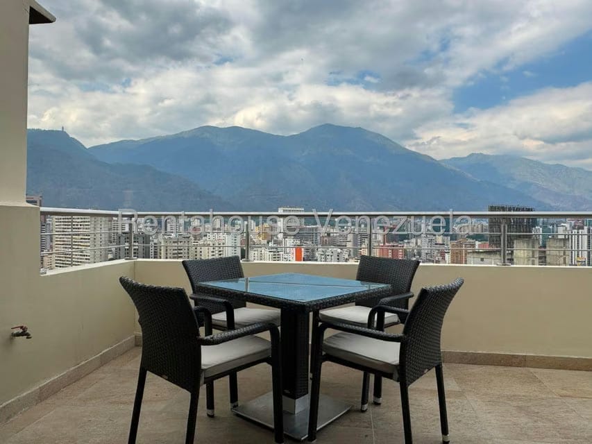 Apartamento (1 Nivel) en Venta en Colinas de Bello Monte, Distrito Metropolitano - 11