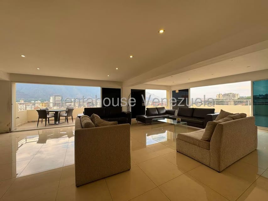 Apartamento (1 Nivel) en Venta en Colinas de Bello Monte, Distrito Metropolitano - 13