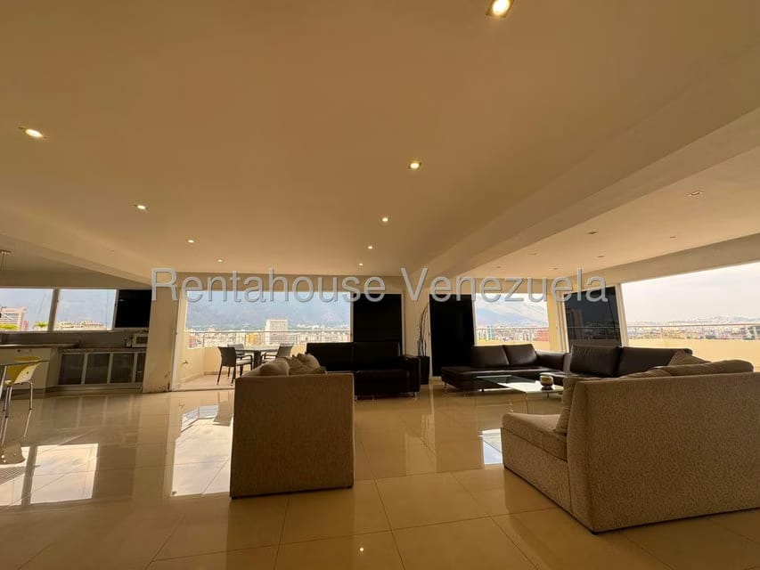 Apartamento (1 Nivel) en Venta en Colinas de Bello Monte, Distrito Metropolitano - 16