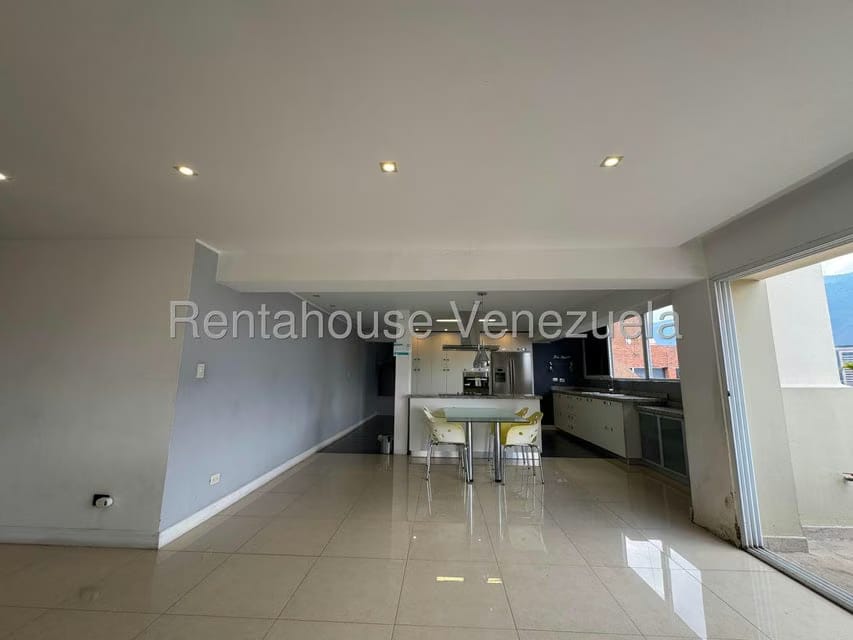 Apartamento (1 Nivel) en Venta en Colinas de Bello Monte, Distrito Metropolitano - 18