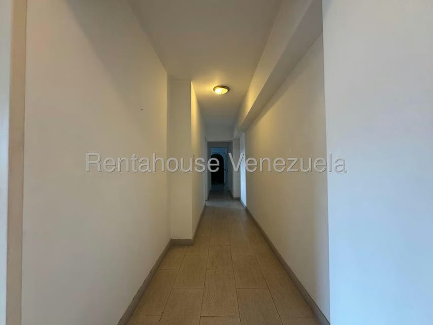 Apartamento (1 Nivel) en Venta en Colinas de Bello Monte, Distrito Metropolitano - 19