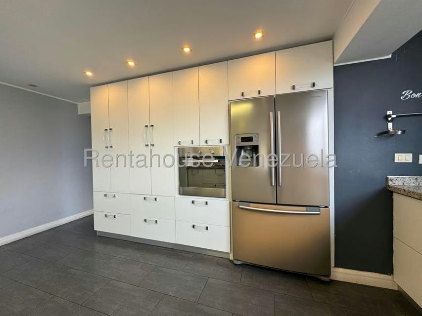 Apartamento (1 Nivel) en Venta en Colinas de Bello Monte, Distrito Metropolitano - 8